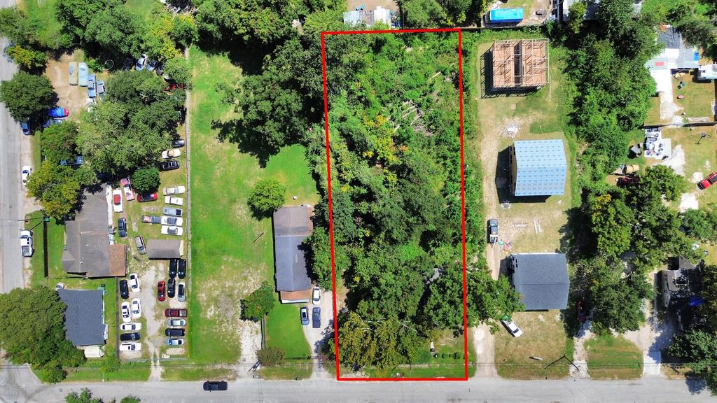 1017 Wall Street, Houston, TX 77088