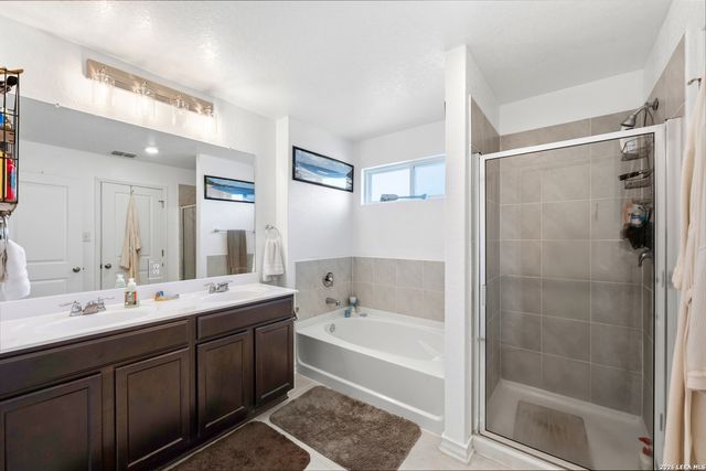 13524 BOOTHE GRV, San Antonio, TX 78254