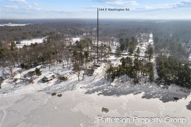 164 E Washington Road, Twin Lake, MI 49457
