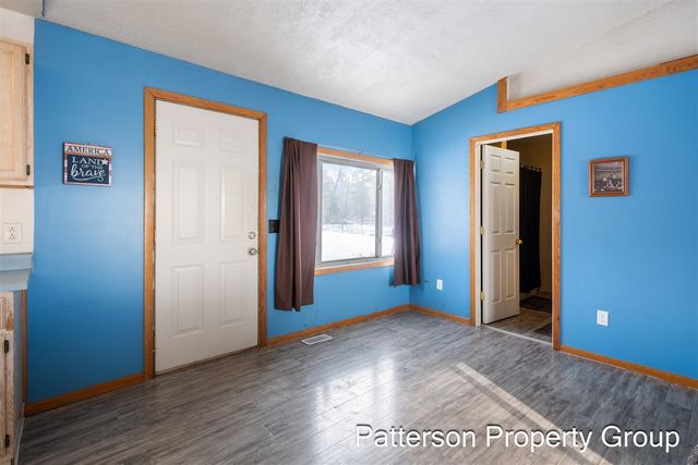 164 E Washington Road, Twin Lake, MI 49457