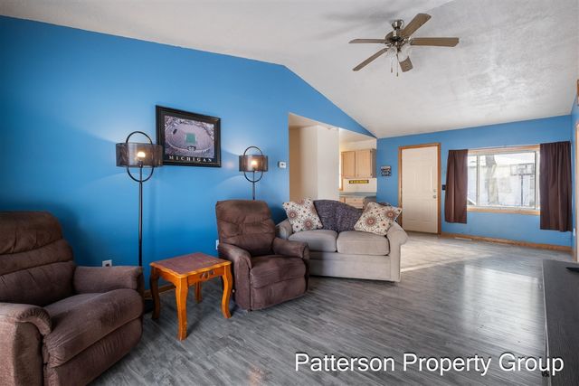 164 E Washington Road, Twin Lake, MI 49457