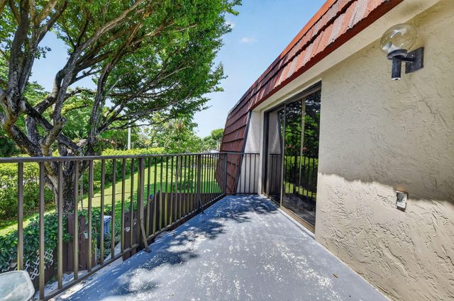 8558 Boca Rio Drive, Boca Raton, FL 33433