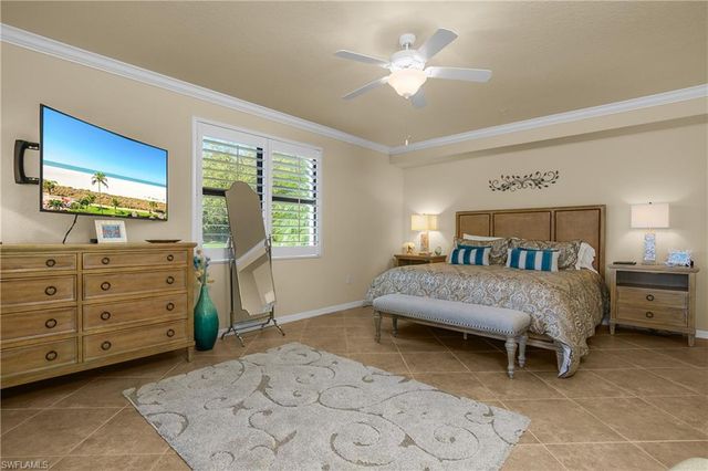 9497 Casoria CT 101, Naples, FL 34113