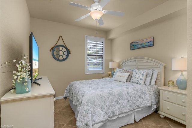 9497 Casoria CT 101, Naples, FL 34113