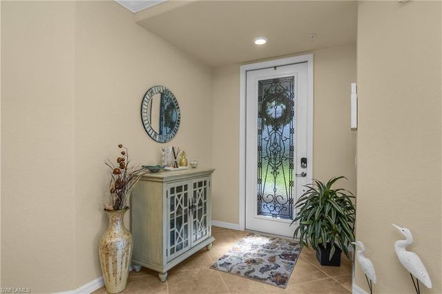 9497 Casoria CT 101, Naples, FL 34113