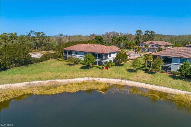 9497 Casoria CT 101, Naples, FL 34113