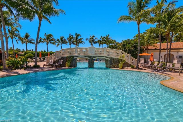 9497 Casoria CT 101, Naples, FL 34113