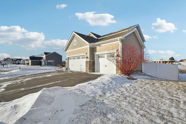 18468 70th Avenue N, Maple Grove, MN 55311