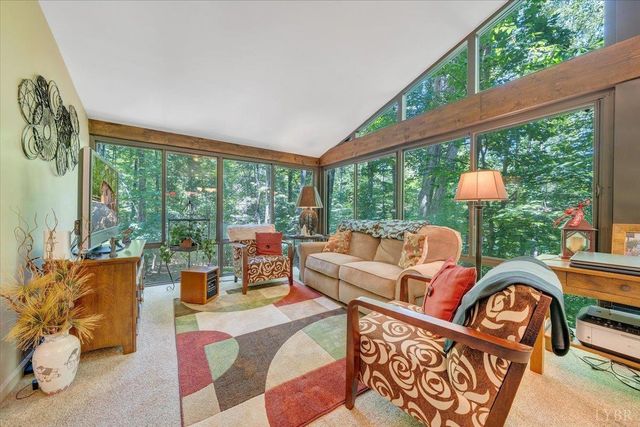 1842 Thomasson Lane, Goodview, VA 24095