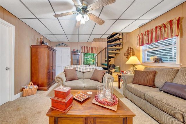 1842 Thomasson Lane, Goodview, VA 24095
