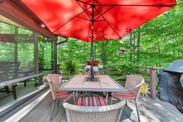 1842 Thomasson Lane, Goodview, VA 24095