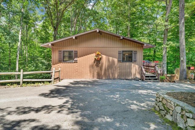 1842 Thomasson Lane, Goodview, VA 24095