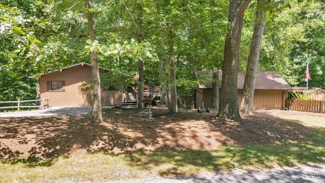 1842 Thomasson Lane, Goodview, VA 24095