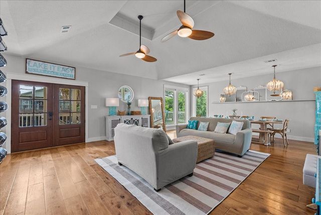 507 Clear Lake Road Road, Clear Lake Shores, TX 77565