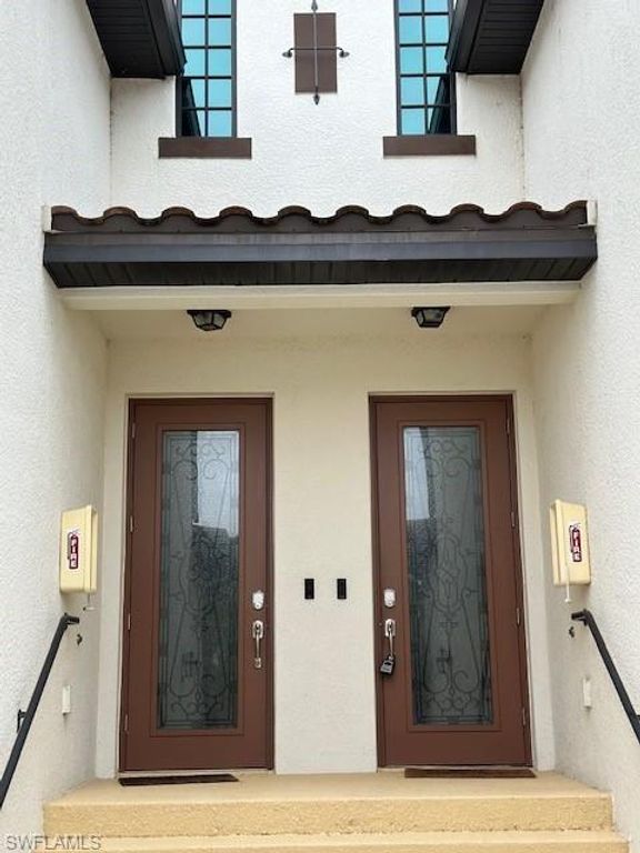 12048 HAWTHORN LAKE DR 201, FORT MYERS, FL 33913 — photo 2
