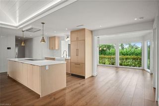 664 Pompano DR, Naples, FL 34110