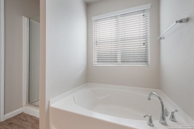 10102 Relic Oaks, San Antonio, TX 78240