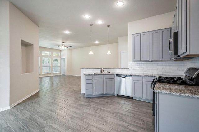 3227 Fairhaven Lane, Rosenberg, TX 77471