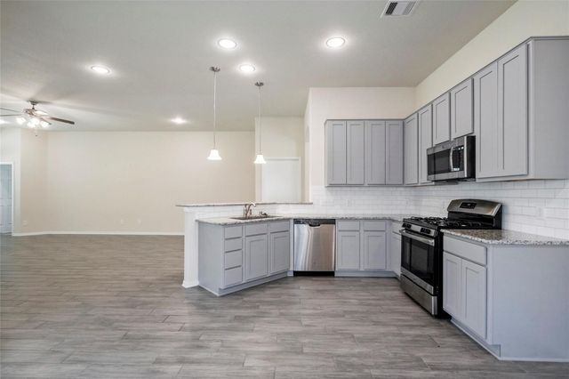 3227 Fairhaven Lane, Rosenberg, TX 77471