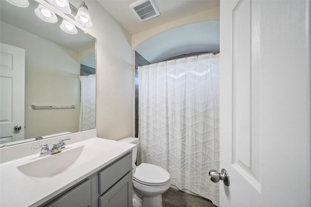 3227 Fairhaven Lane, Rosenberg, TX 77471
