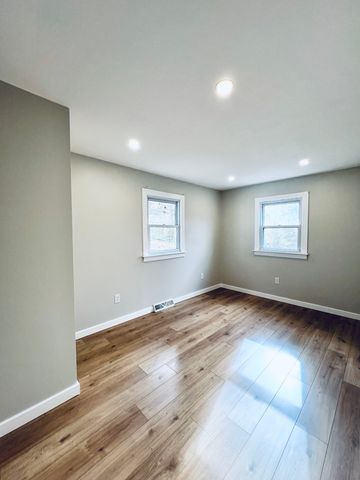 8 Rustic Road, Ridgefield, CT 06877