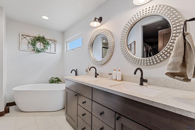 709 HAAKON, Rapid City, SD 57703