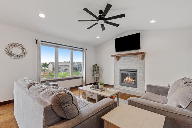 709 HAAKON, Rapid City, SD 57703