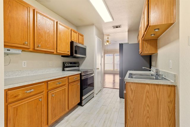 1314 Misty Drive, Midlothian, TX 76065