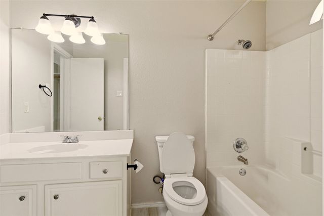 1314 Misty Drive, Midlothian, TX 76065