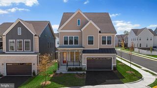 41894 NIGHT NURSE CIR, Brambleton, VA 20148