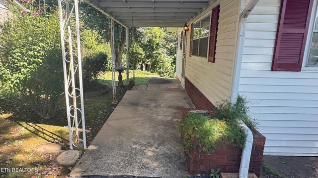 4109 Myrtlewood Drive, Knoxville, TN 37921