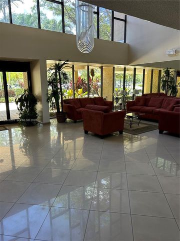16325 Golf Club Road 304, Weston, FL 33326