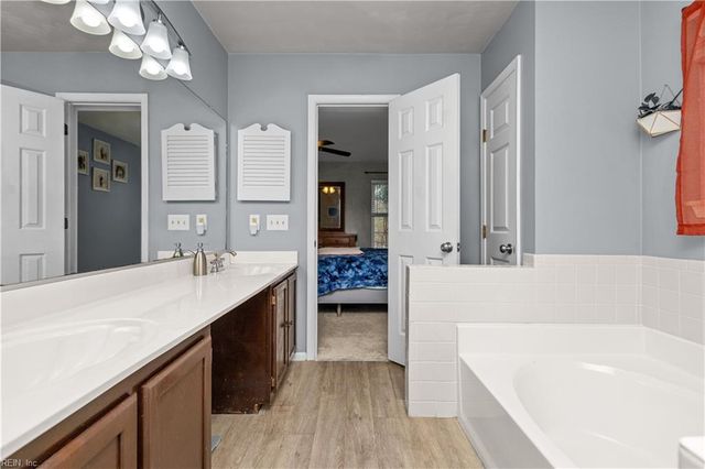 126 Highlands PW, Newport News, VA 23603