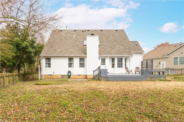 126 Highlands PW, Newport News, VA 23603