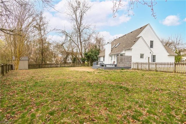 126 Highlands PW, Newport News, VA 23603