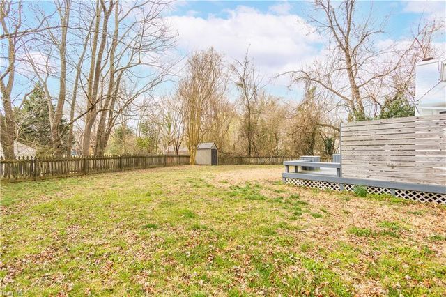 126 Highlands PW, Newport News, VA 23603