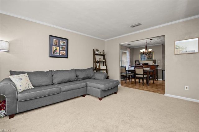 126 Highlands PW, Newport News, VA 23603