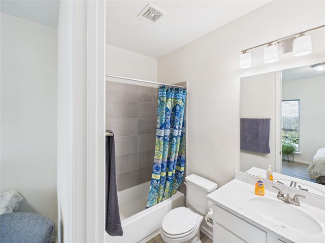 906 Blue Oak BLVD, San Marcos, TX 78666