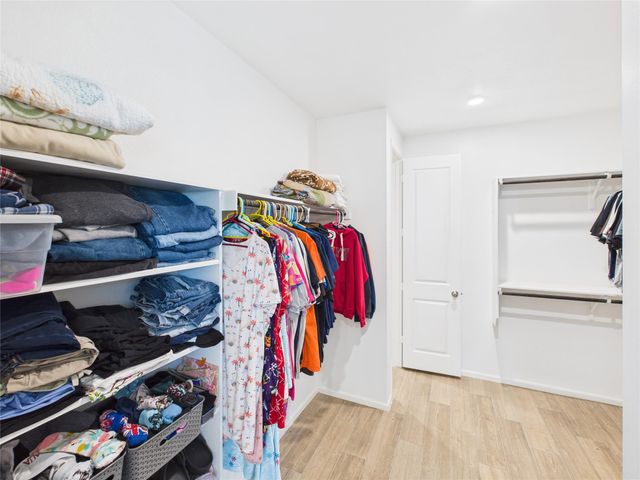 906 Blue Oak BLVD, San Marcos, TX 78666