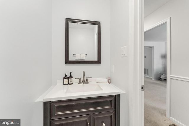 10443 MALONE CT, Fairfax, VA 22032