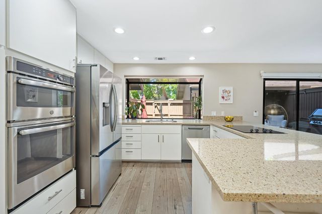 11391 Gold Country Blvd, Gold River, CA 95670