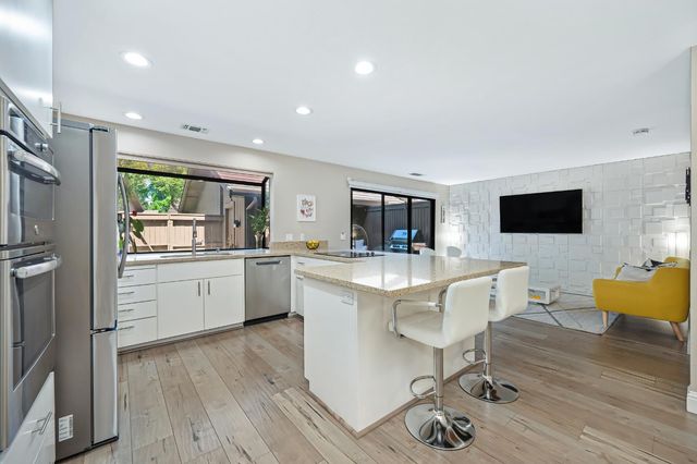 11391 Gold Country Blvd, Gold River, CA 95670