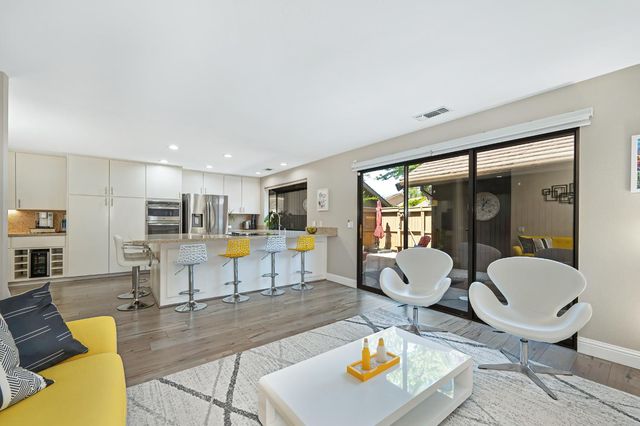 11391 Gold Country Blvd, Gold River, CA 95670