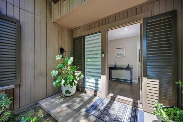 11391 Gold Country Blvd, Gold River, CA 95670