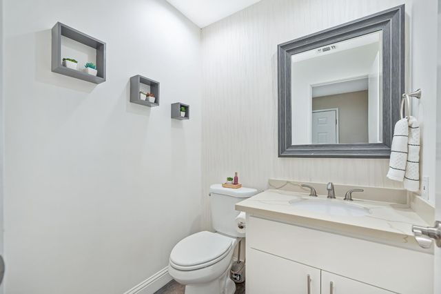 11391 Gold Country Blvd, Gold River, CA 95670