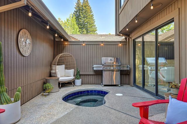 11391 Gold Country Blvd, Gold River, CA 95670