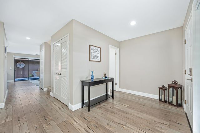 11391 Gold Country Blvd, Gold River, CA 95670