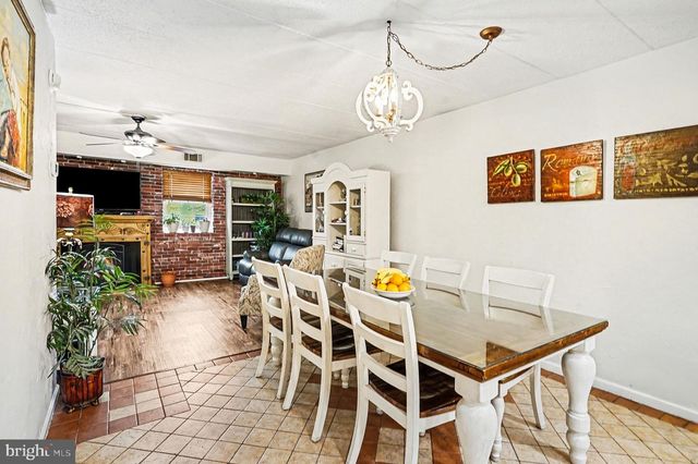 177 WOODSTREAM DRIVE, Norristown, PA 19403