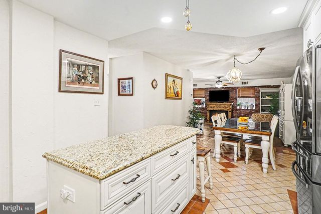 177 WOODSTREAM DRIVE, Norristown, PA 19403