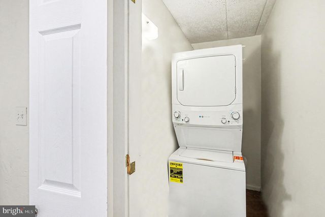 177 WOODSTREAM DRIVE, Norristown, PA 19403